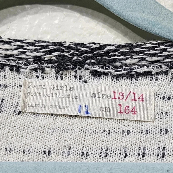 ZARA Girls 2 Button Knit Cardigan - Size 13/14 Preppy School - Picture 2 of 6